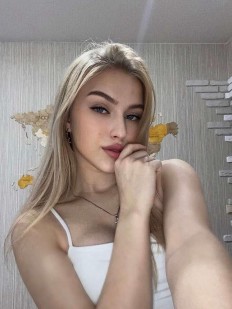 Фото проститутки Юля №1 в городе Усолье-Сибирское
